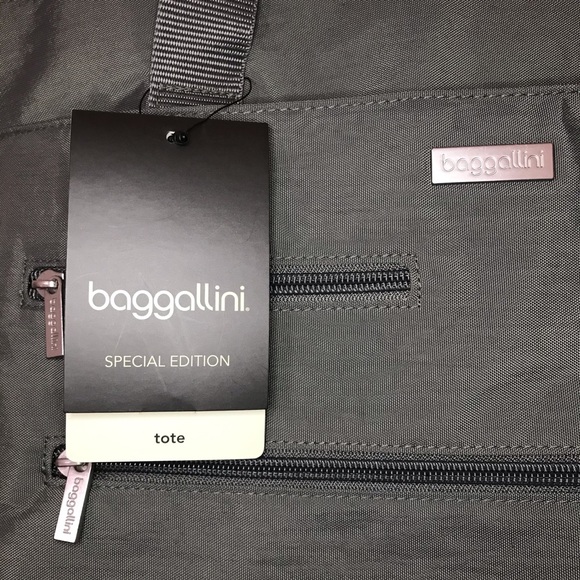NWT Baggallini Gray Special Edition Tote - Picture 7 of 7